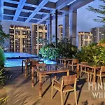 Revo Pavilion2 Skypool 4-5Pax